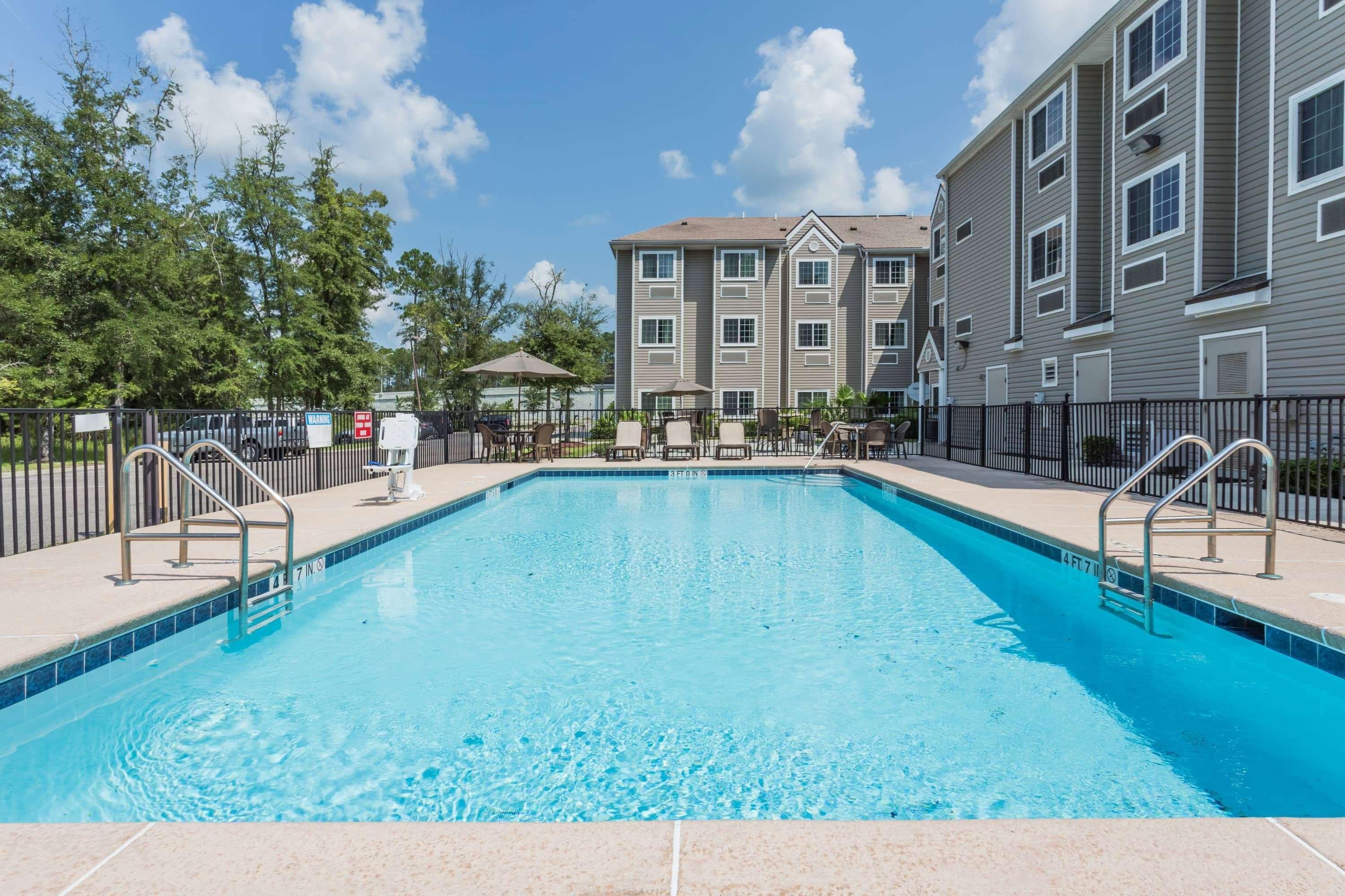 Microtel Inn & Suites By Wyndham Jacksonville Airport Ngoại thất bức ảnh